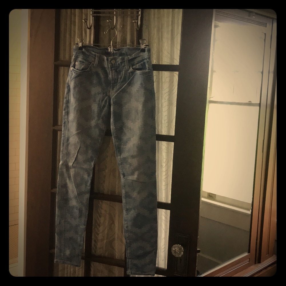 Seven for all mankind the skinny jeans